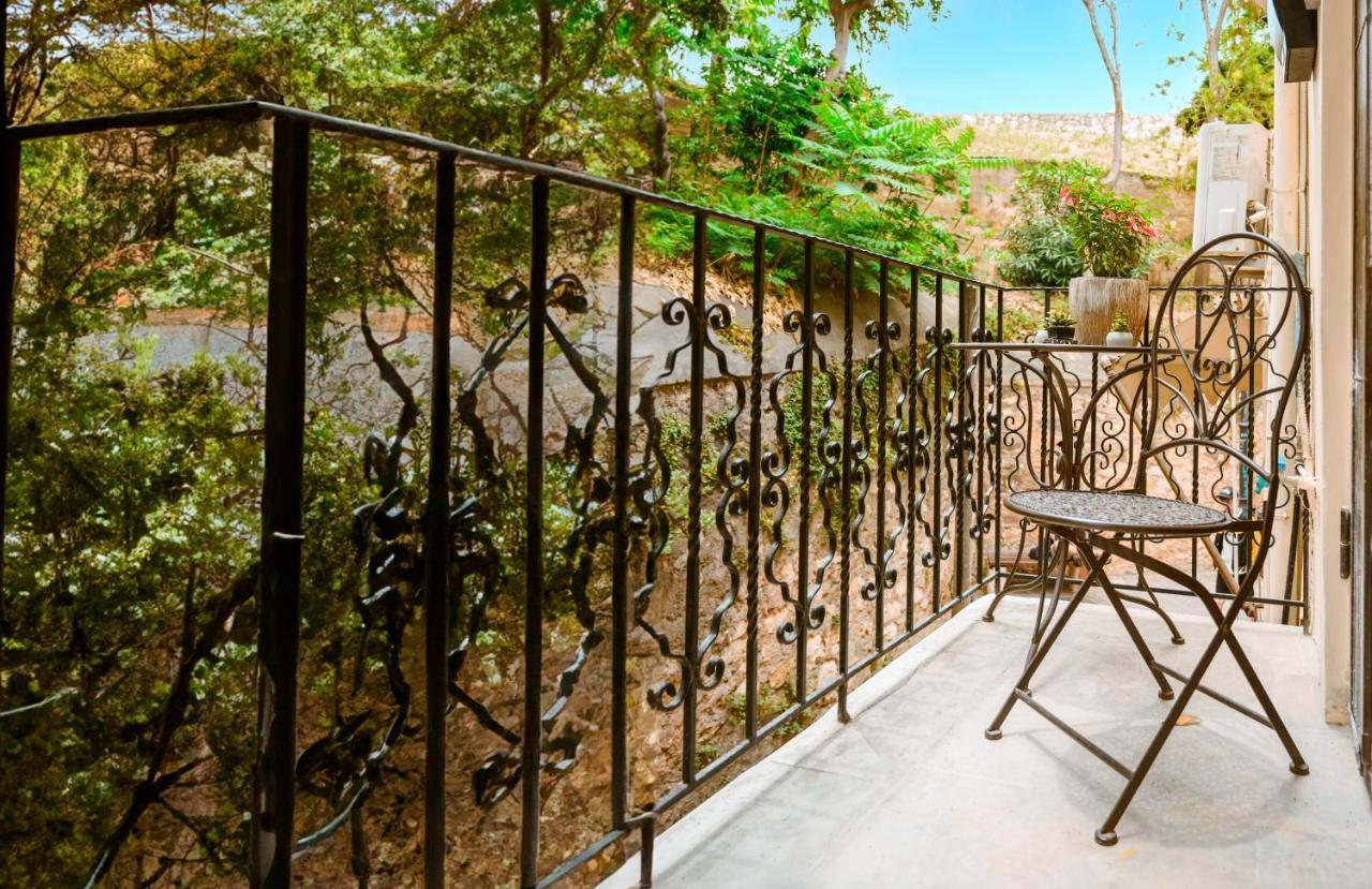 Konmari Boutique Suites Chania  Exterior foto